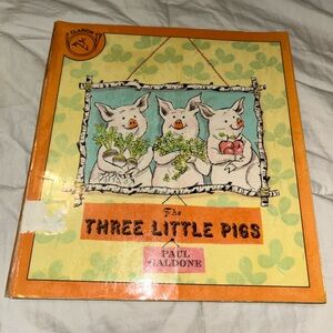 The Three Little Pigs by Paul Galdone, Paperback